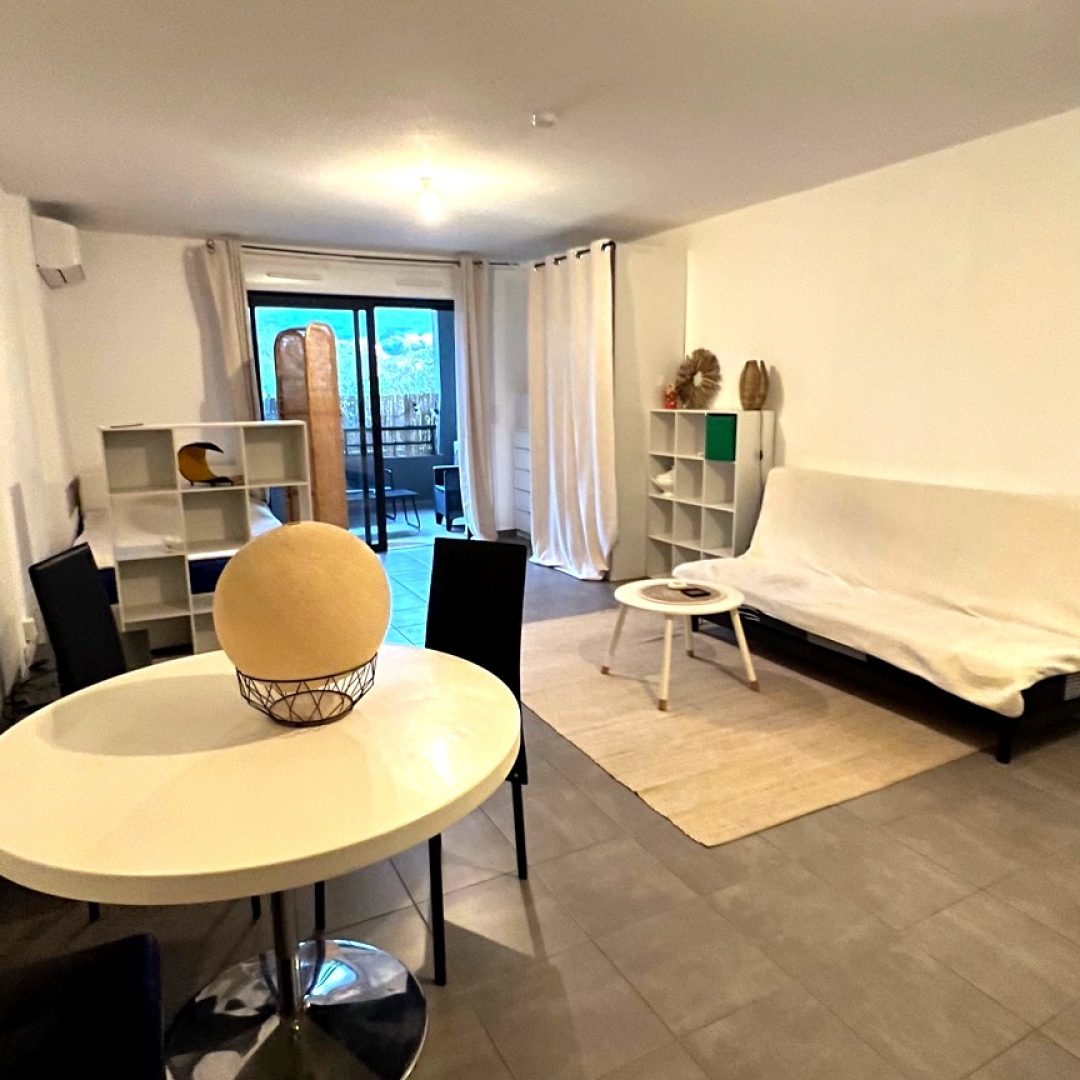 2538172D-FC3F-4EAE-B9E2-B4D5DA5BAD77